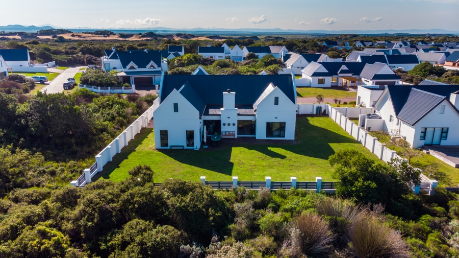 4 Bedroom Property for Sale in St Francis Links Eastern Cape
